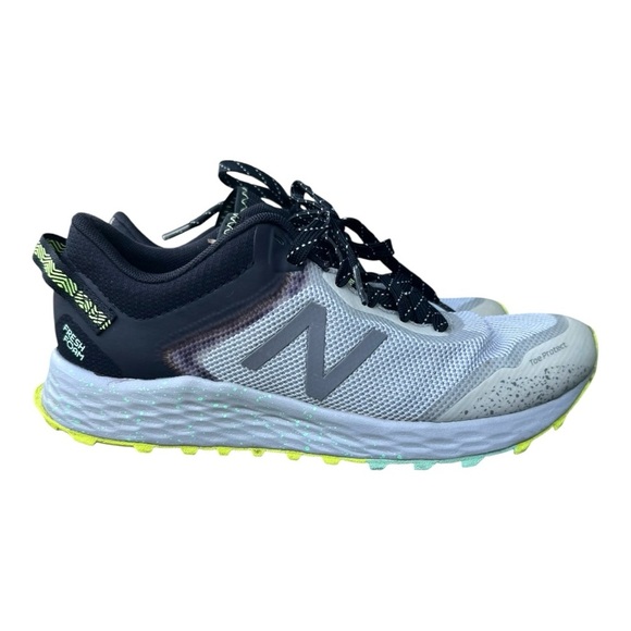 Women's New Balance Fresh Foam Arishi Trail Running Shoes Size 9, Gray Black - Picture 7 of 15